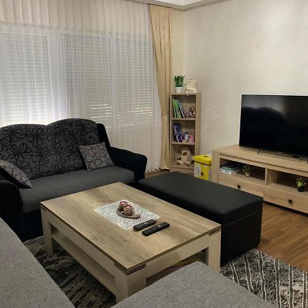 Anja Apartman Bosanski Samac Esterno foto